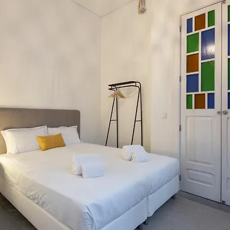 Trindade Premium & Pensión Oporto